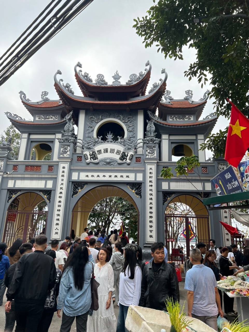 ハノイ HồTây(ホータイ) お寺 